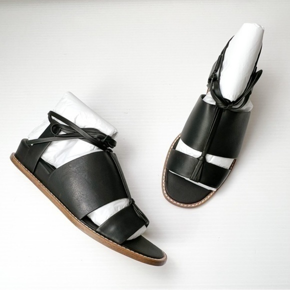 Vince womens black ankle wrap forester sandal size 7M - Picture 3 of 11